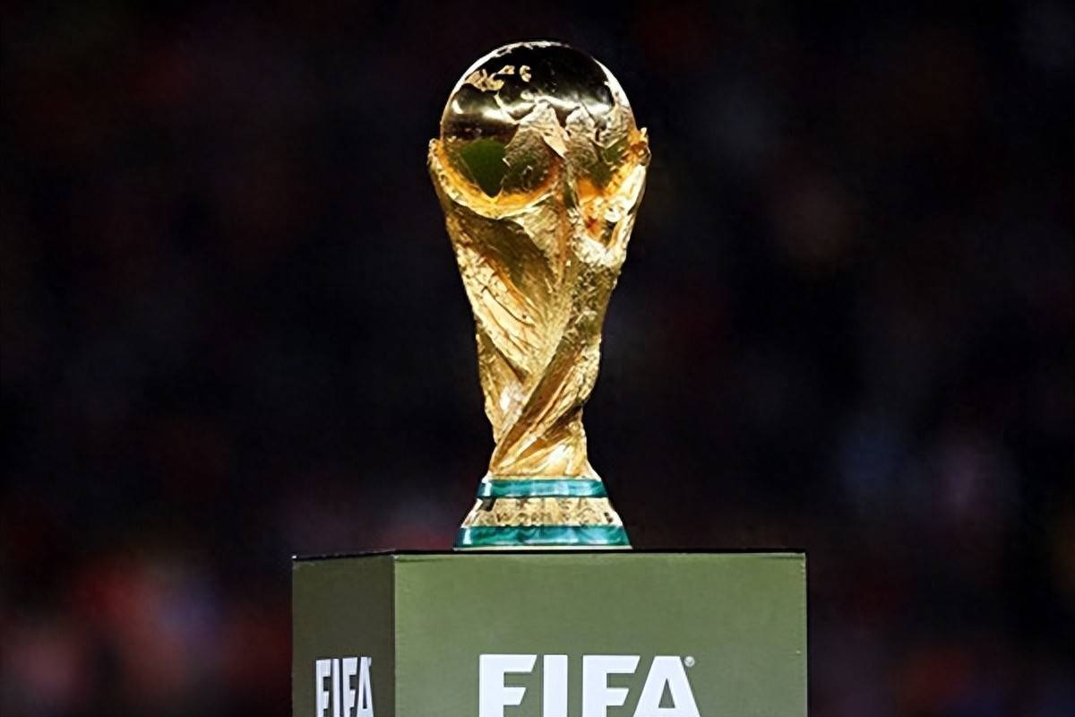 中扮演着关 中扮演着关