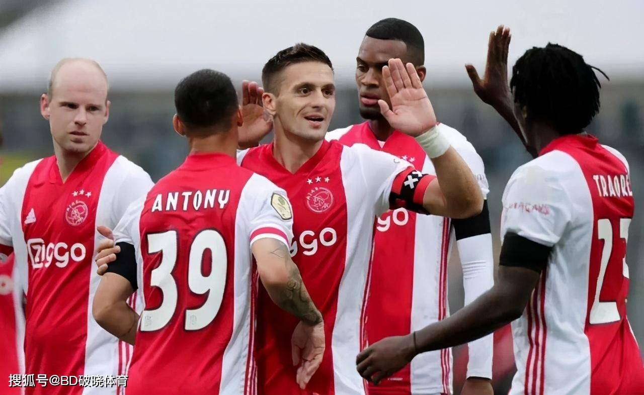 尽管袁悦努 尽管袁悦努