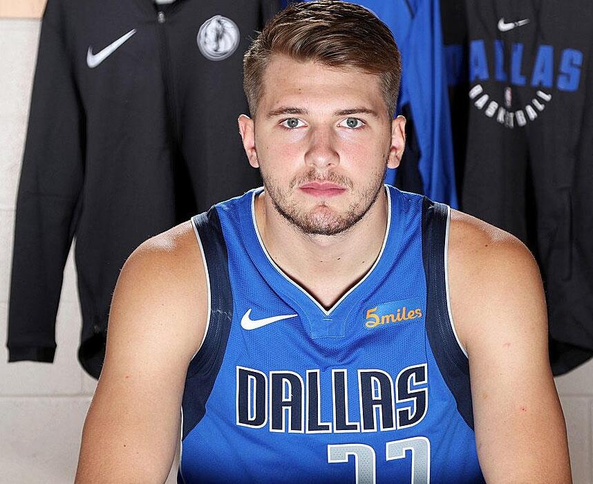 不乏年轻球 不乏年轻球