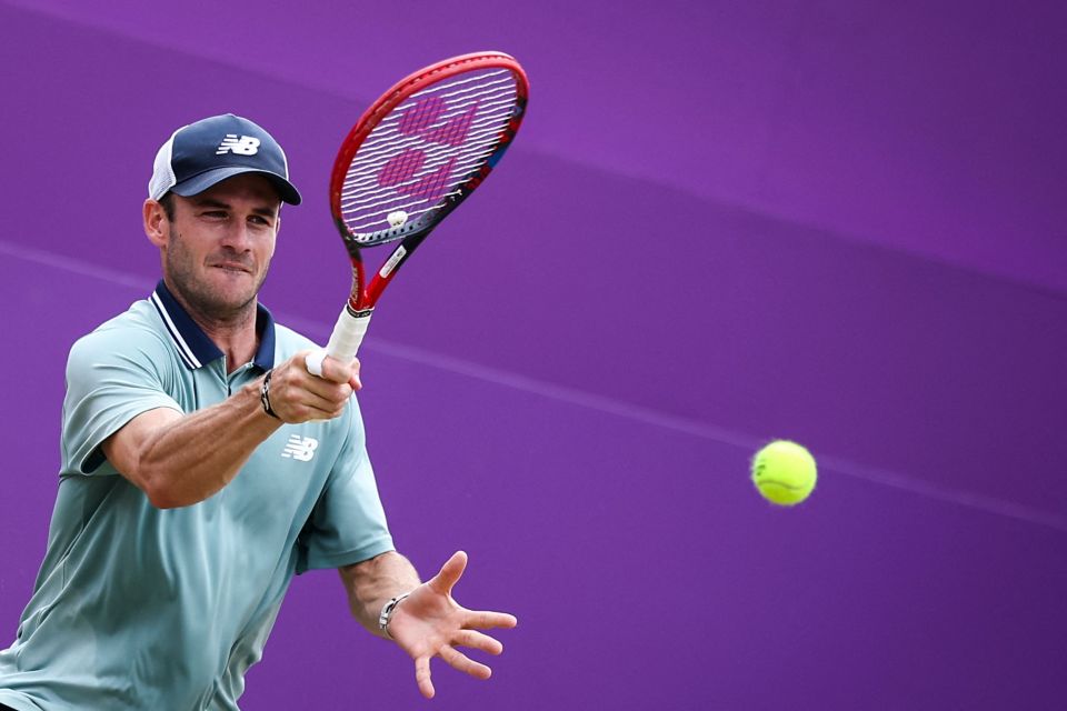 名持球推进 名持球推进