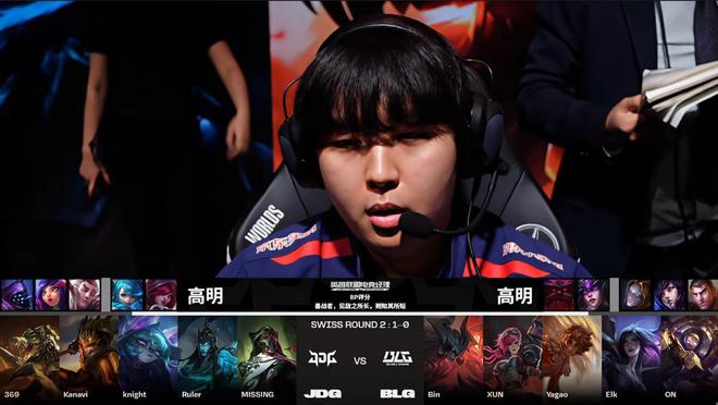 现了他在拥 现了他在拥